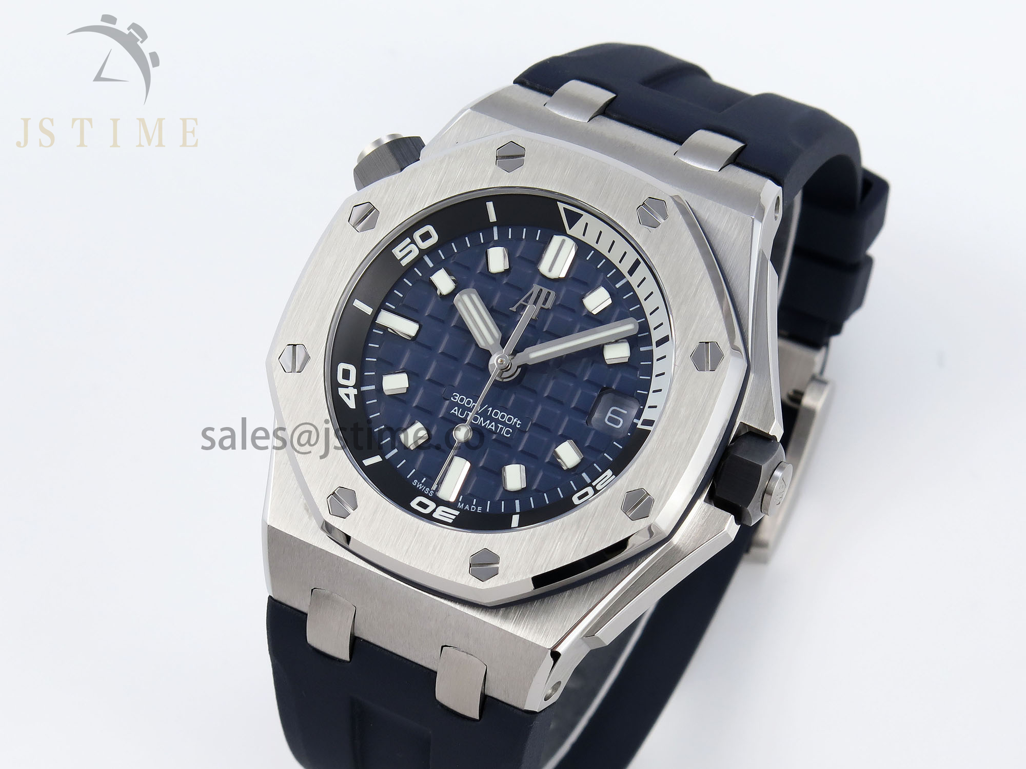 ROYAL OAK OFFSHORE DIVER 15720 APSF 1:1 BEST EDITION BLUE DIAL ON BLUE RUBBER STRAP SA4308